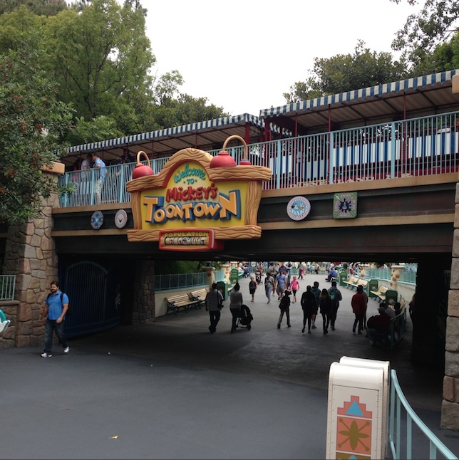 Mickey’s Toontown in Disneyland | Family Choice Awards